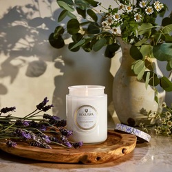 Duftlys - Mountain Lavender & Chamomile 510g, 100t ikke relevant - Voluspa